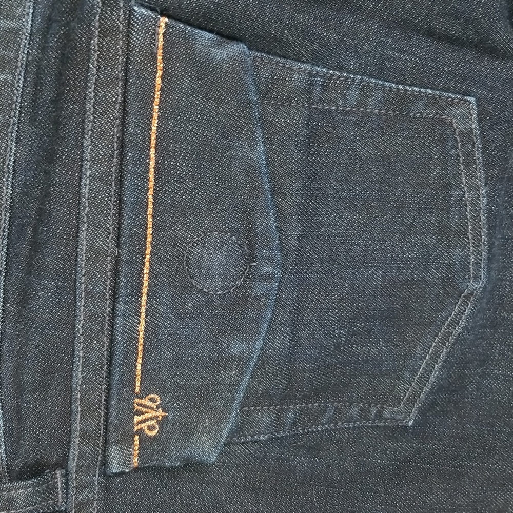 NWOT dVb Dark Wash Jeans Size 31x34 - Picture 8 of 11